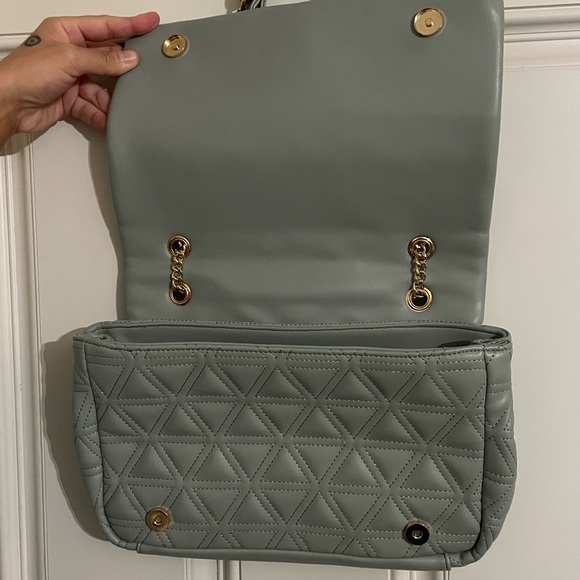Gorgeous KEM Mint Green Purse (2023 Spring Collection) - Picture 3 of 10